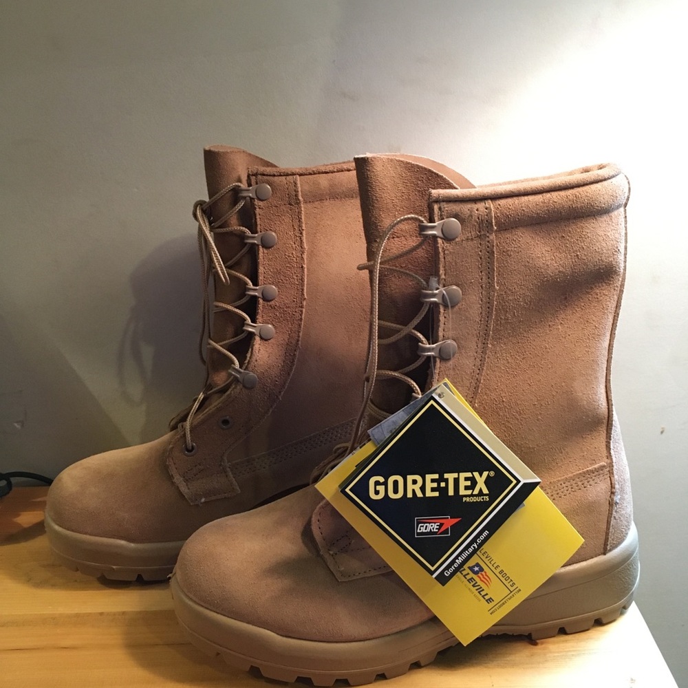 Belleville Tan Gore-Tex boots size 6 New With Tags